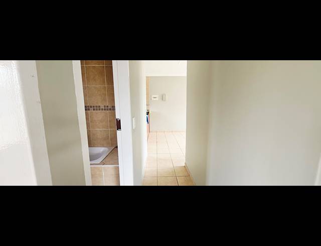 3 BEDROOM FREESTANDING TO LET IN BEN FLEUR